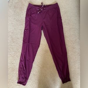 Med Couture Touch Women's Jogger Yoga Pant. Size: medium. Color: wine.
